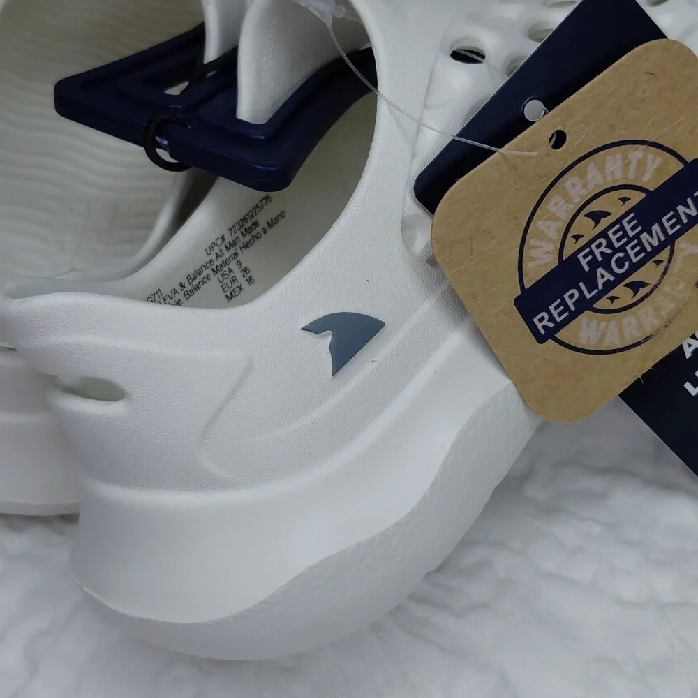 Rugged Shark Kids White Water Shoes Sz 9Toddler